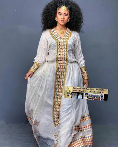 ladies' traditional Dresses