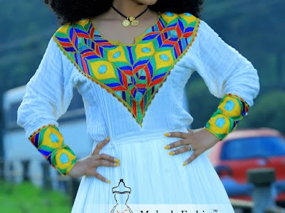 ladies' traditional Dresses