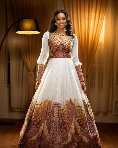 ladies' traditional Dresses