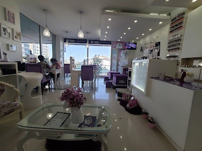 nail studio