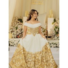 traditional women Dress