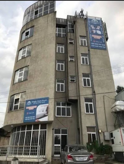 Simple Guest House & Furnished Apartment with Kitchen