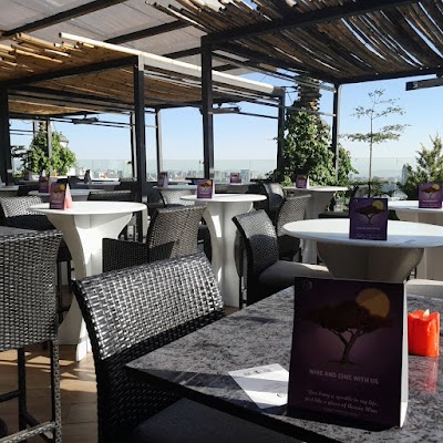 Monarch Parkview Hotel