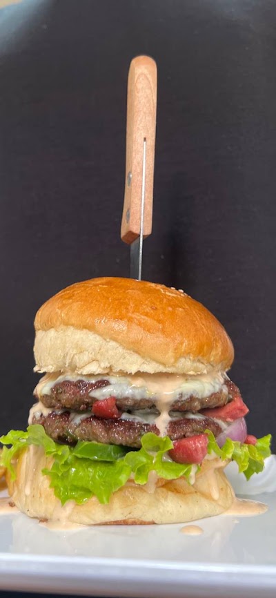 Nani Burger | summit fiyel bet | ናኒ በርገር | ሰሚት ፍየል ቤት 20 ሜትር