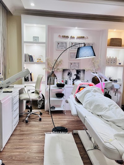 Melissa skin laundry Skincare and spa