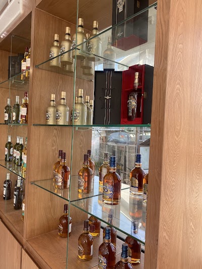 Magnum House of Liquor