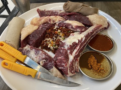 Fikre Wondimamachoch Butchery & Bar | ፍቅሬ ወንድማማቾች ስጋ ቤትና ባር