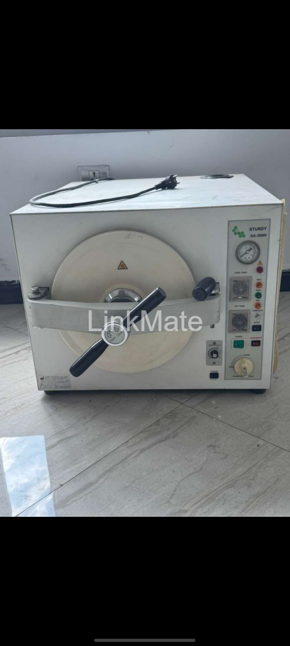  Autoclave, also known as a steam sterilizer. Model: Sturdy SA-300H.
